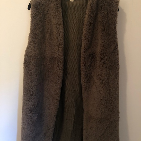 Nordstrom faux fur vest - Picture 4 of 6